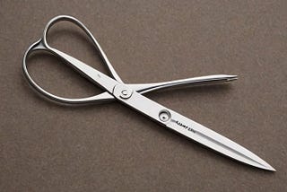 Left-Handed-Scissors-1