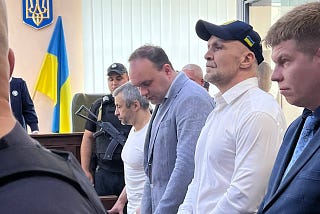 Суд відправив Мангера та Левіна за ґрати на 10 років: як оголошували вирок