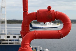 Building Resilient Data Pipelines with deep dive into AirFlow architecture