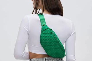 sol-and-selene-aim-high-belt-bag-kelly-green-1