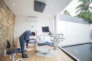Tooth Extraction Healing Timeline: What to Expect Day by Day