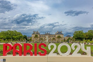 Paris 2024 Sign in front of Jardin du luxembourg