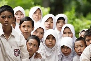 Berkaca dari film “Leher Angsa” — Bagaimana realita sanitasi sesungguhnya di Indonesia ?