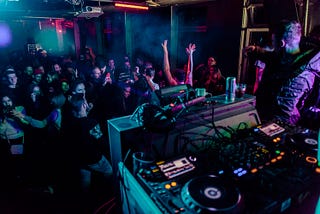 Promote Your DJ Brand: Exploring the Marketing Potential of Club Culture