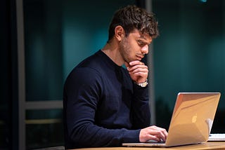 3 Easy Ways to Find Profitable Digital Product Ideas That Sell