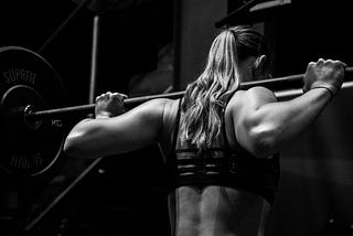 8 Reasons to Lift Weights