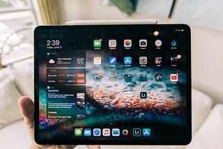 Teaching with the iPad Pro: a teacher's perspective.