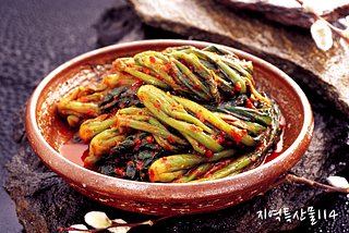 Mustard leaf kimchi: 갓감치 Gat Kimchi