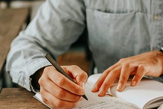 I found 2 Ways to earn $100 a day using threads
