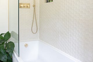 Shower Tub a compact way to have a cherished experience