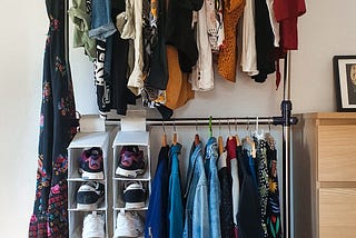 Messy wardrobe reconstruction