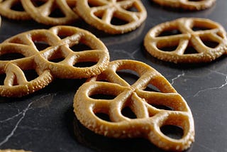 Pretzel-Crisps-1