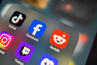 Automating Reddit and Facebook API Integration for Facebook Pages