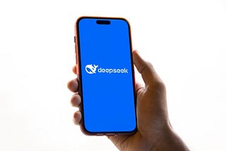 DeepSeek🐋: The Chinese AI Powerhouse Taking on US Tech Giants🤷