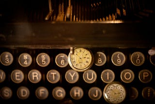 Getting Your First $1000 As A Beginner Writer
