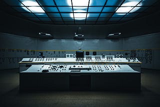 Understanding the Benefits and Challenges of Edge Computing