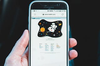 8 Startup Ideas That Keep Trending on Reddit (With Analysis)