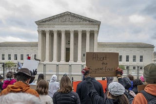 Overturning Roe & Weakening the Supreme Court
