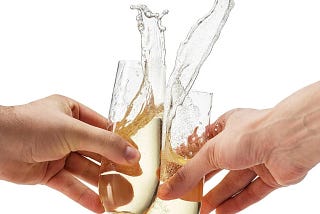 Affordable Munfix Disposable Champagne Flutes for Party Fun | Image