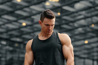 Building Bigger Biceps — 4 science based tips that can maximize your results.