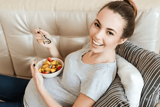‘Eating for two’ wise or not? Expert busts common pregnancy myth — Usa Health And Lifestyle
