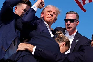 How Does 78-year-old Trump Remain Unshaken Even When Faced with a Crisis Like a Collapsing Mountain?