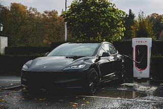 The Fake $1 Trillion Nail in Tesla’s Coffin