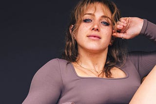 7 Toxic Habits People Mistake for Confidence Without Realizing It