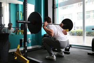 How Squats Helps Increase Lower Body Strength