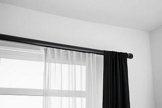 Magnetic-Curtain-Rod-1