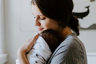Book Review: Mom Brain