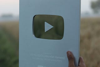 Silver play button (unfortunately not mine)