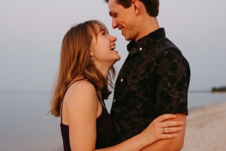 The 3-Month Mask: Why People Pretend in the First 90 Days of Dating