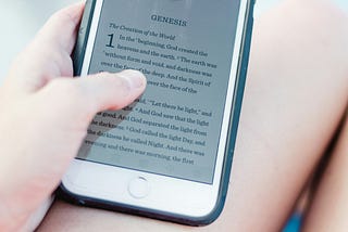 Your Phone is the Most Underrated Reading Tool You’ve Got