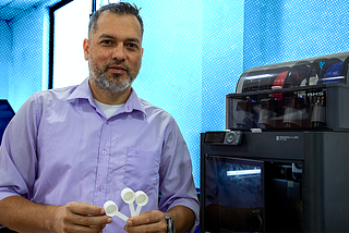 Digital hub empowers refugees and locals in Ecuador