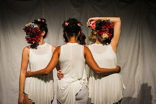 Review: las:sitas (a movement exploration of the divine feminine) (FringeNYC 2018)