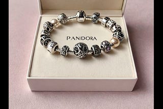 Pandora-Bracelet-1