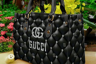 Cross Gucci Leather Handbag