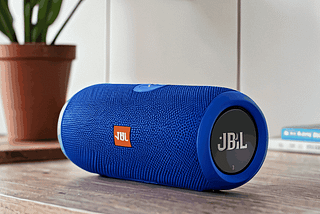 JBL-Bluetooth-Speaker-1