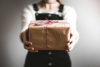 Gifts They’ll Want to Keep: Avoiding the Pressure of Display Obligations