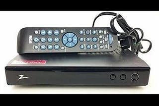 zenith-digital-tuner-tv-converter-box-dtt900-1