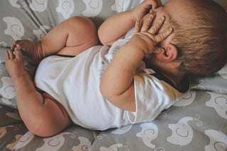15 Rules for Visiting Family or Friends Who Have a Newborn