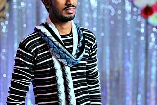 Nothing The most colorful thing in the world - but it costs money No. Available for free, such as Jochna , rainy day, and mine Love.