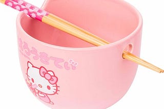 hello-kitty-strawberry-20oz-ceramic-ramen-bowl-with-chopsticks-1