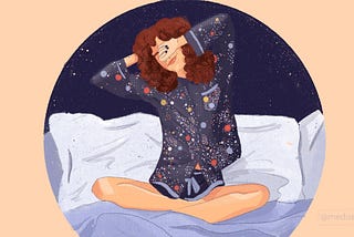 Illustration of a curly-haired girl sitting crossed-legged on the bed, she’s wearing pijamas and rubbing her eyes as if she’s just waking up