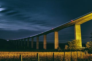 Bridging the gap from JavaScript to native user preferences in React Native