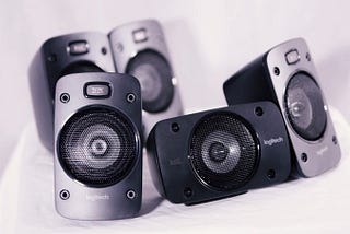 Logitech Z906 5.1 Surround Sound Speaker System Review