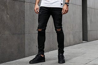 Black-Distressed-Skinny-Jeans-1