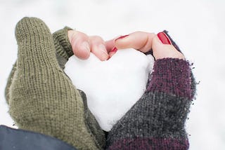24 Winter Date Ideas To Break the Ice & Warm Your Hearts