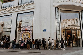 Choosing Between Queues and Topics: Deciding the Right Communication Pattern for Your System
